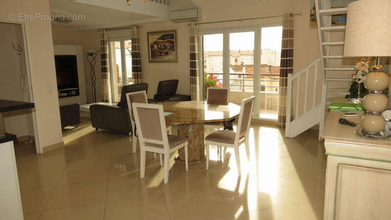 Vente appartement 4/5 pieces avec terrasse - photo 2