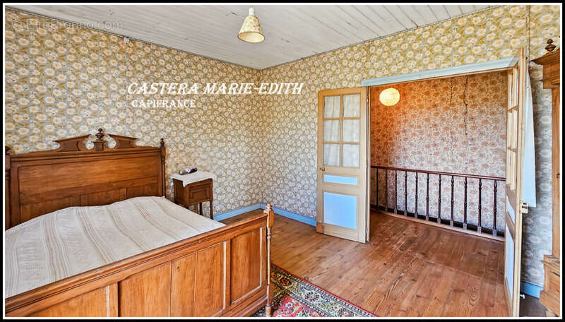 Maison à VIC-FEZENSAC