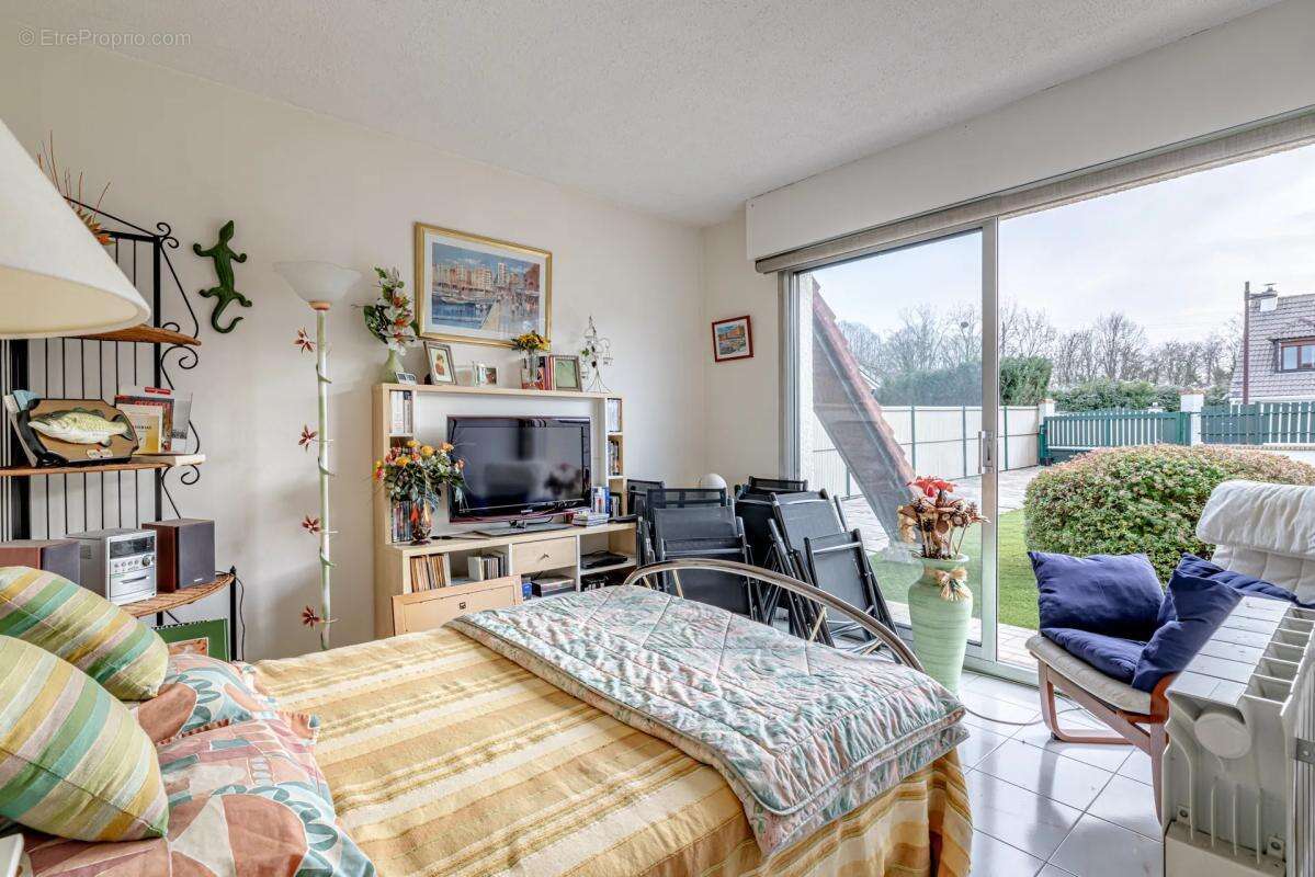 Maison à BOIS-D'ARCY