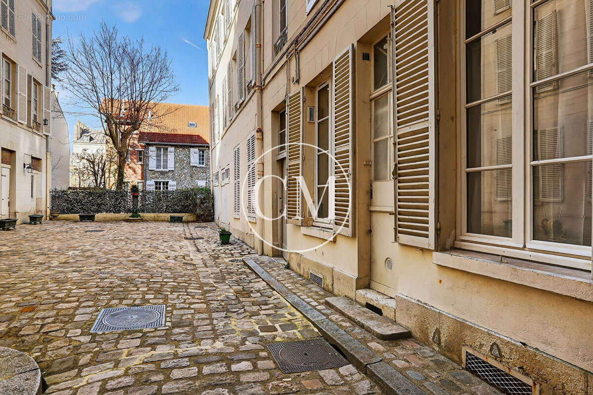 Appartement à VERSAILLES