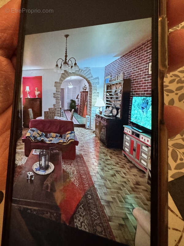 Maison à SERMIZELLES