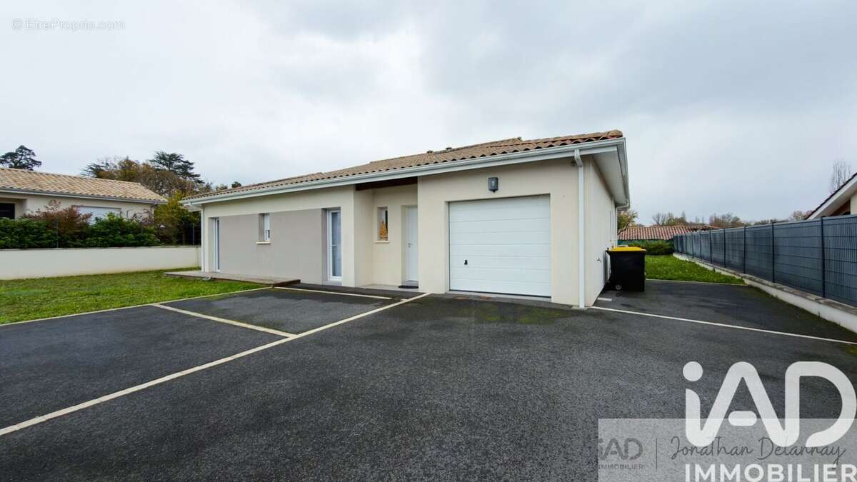 Photo 3 - Maison à TRESSES