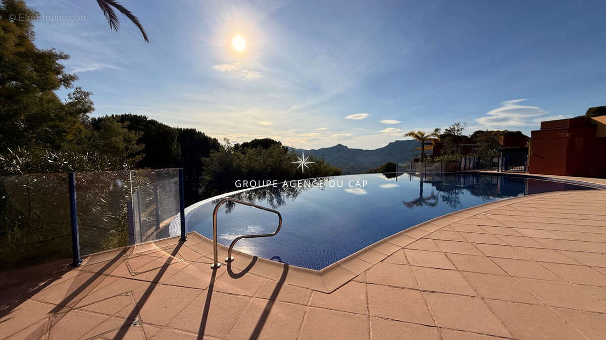 Appartement à MANDELIEU-LA-NAPOULE