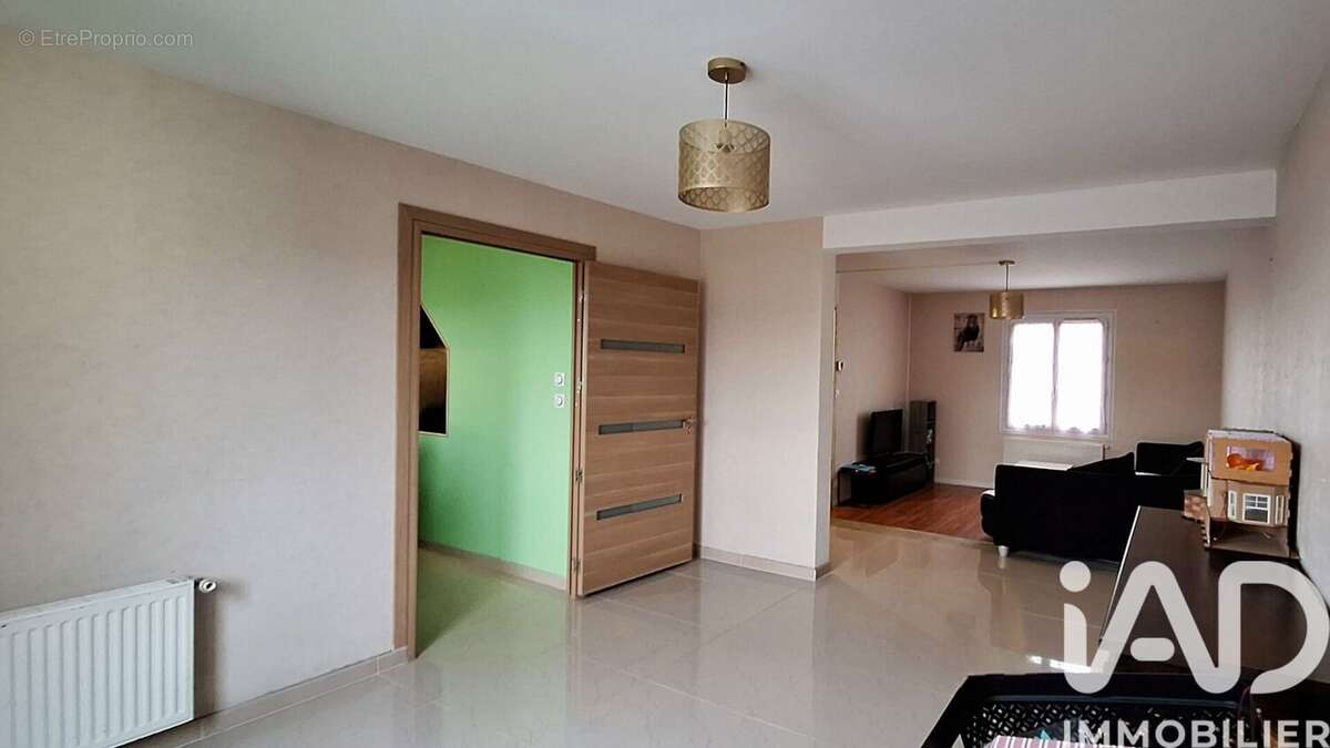 Maison 97 m² à Gaillon  - photo 4