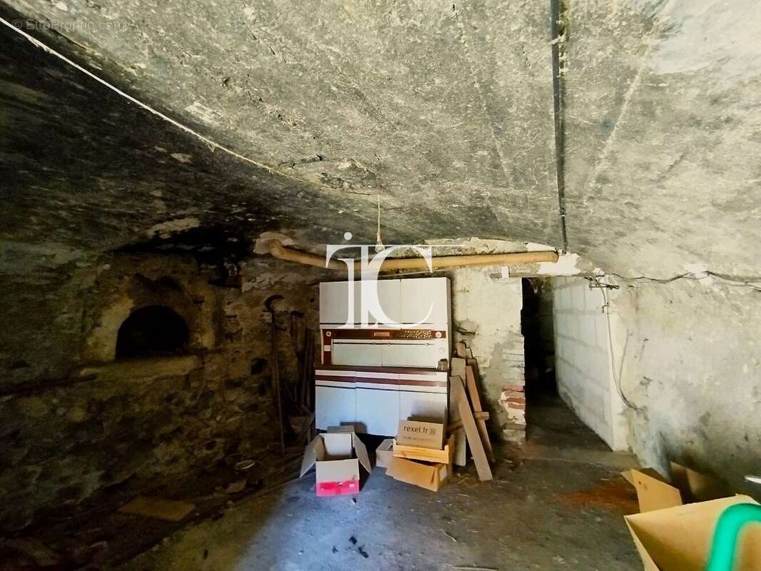 Propriété de caractère  Ancienne filature à réinventer dans un cadre d'exception - A RENOVER ENTIEREMENT - - photo 22