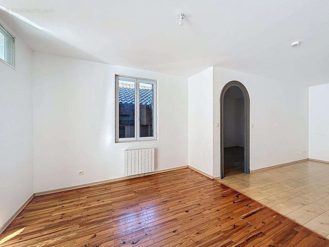 Appartement à LOIRE-SUR-RHONE