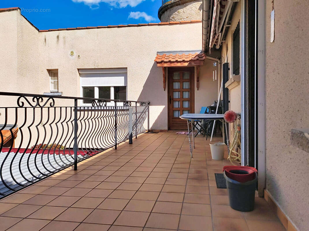 Maison à VIC-LE-COMTE