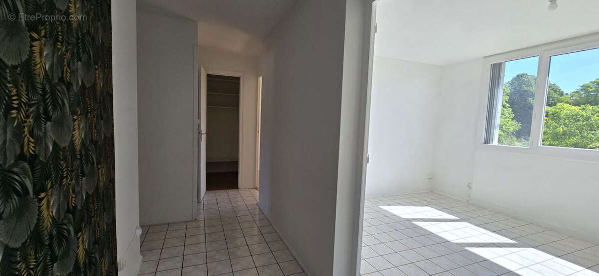 Appartement t3 traversant de 65.86m²  à la mulatiere - photo 13