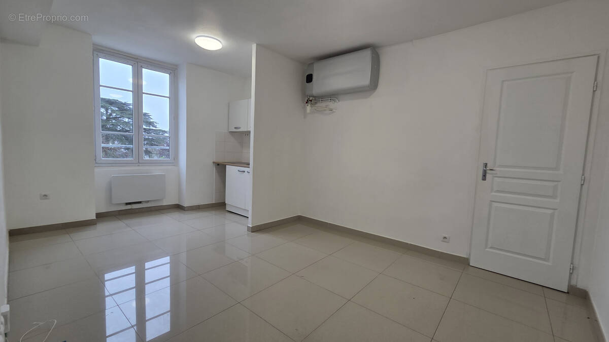 Appartement à BOISSY-SAINT-LEGER