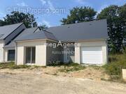 Maison à LE GENEST-SAINT-ISLE