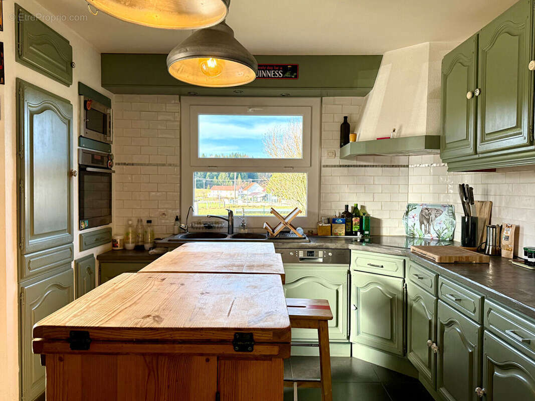 Maison à LA LONGEVILLE