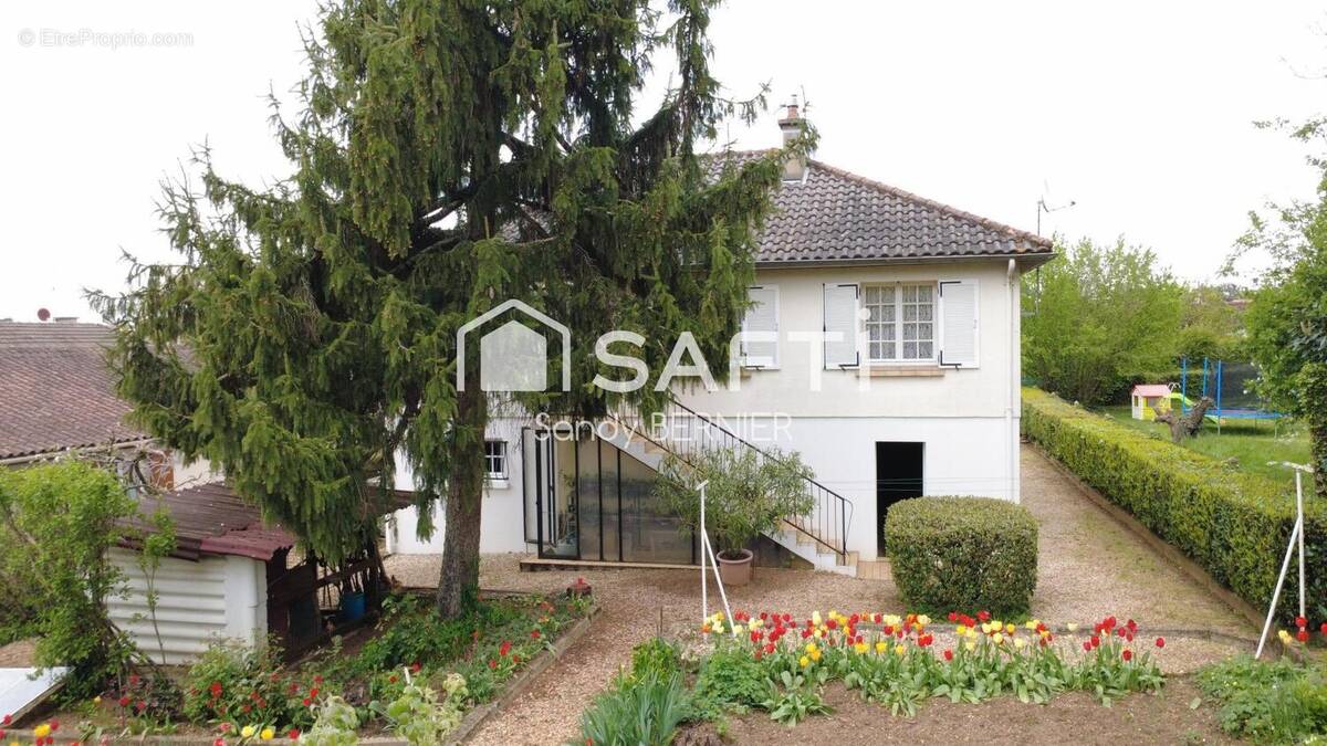 Photo 1 - Maison à POITIERS