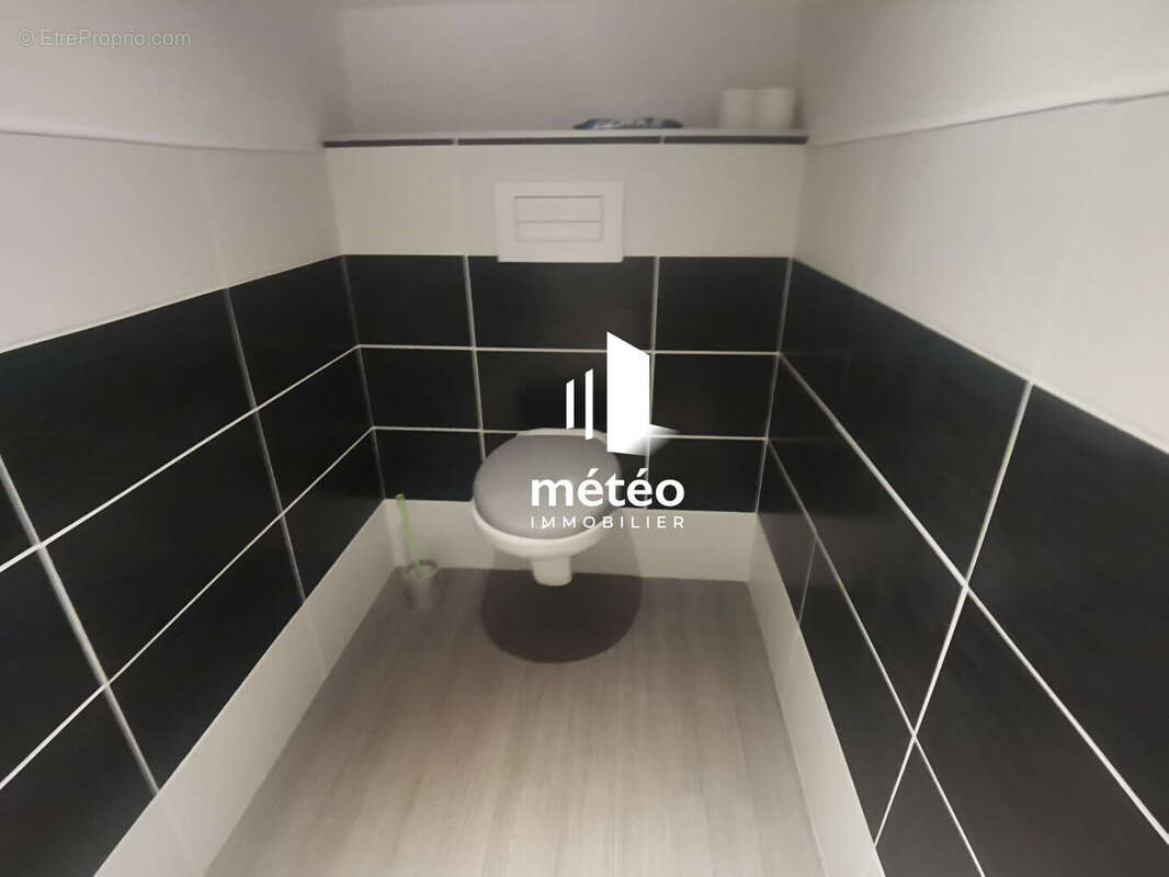 Maison à SAINTE-GEMME-LA-PLAINE