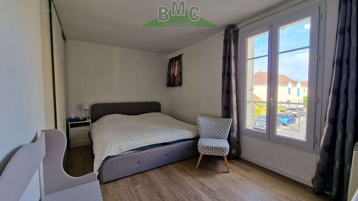 Maison à LE PLESSIS-BOUCHARD