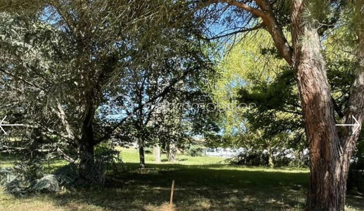 Terrain à POMPERTUZAT