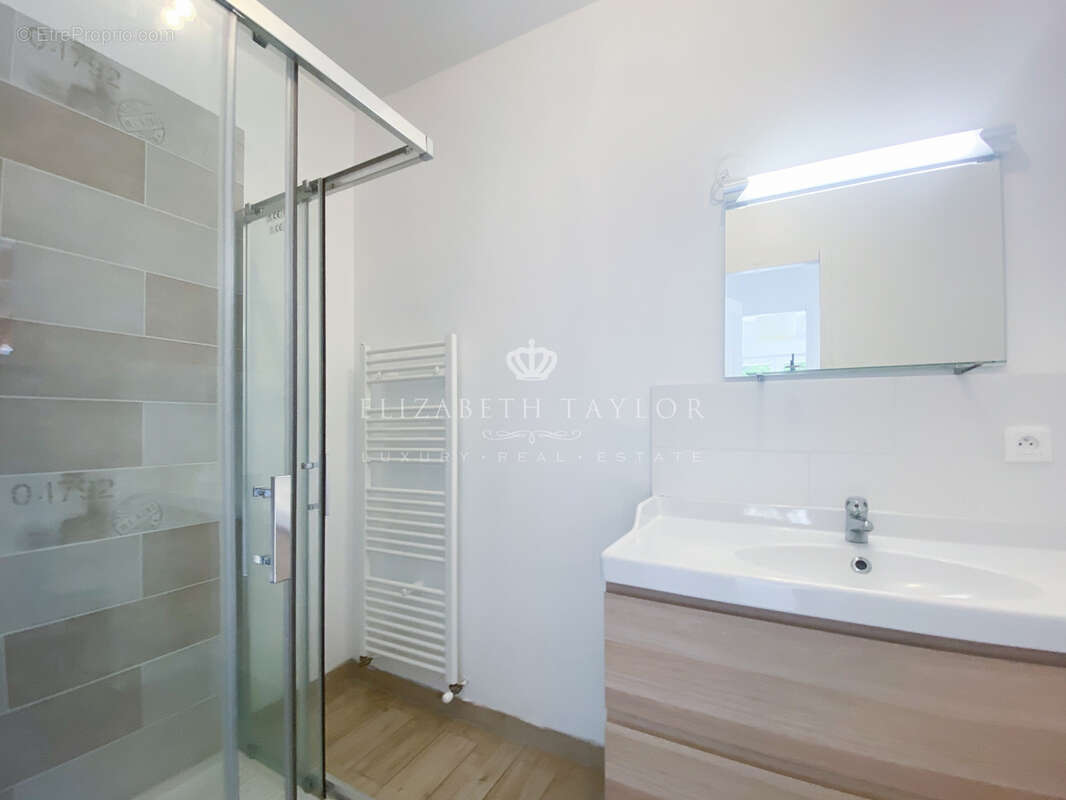 Maison à L&#039;ETANG-LA-VILLE