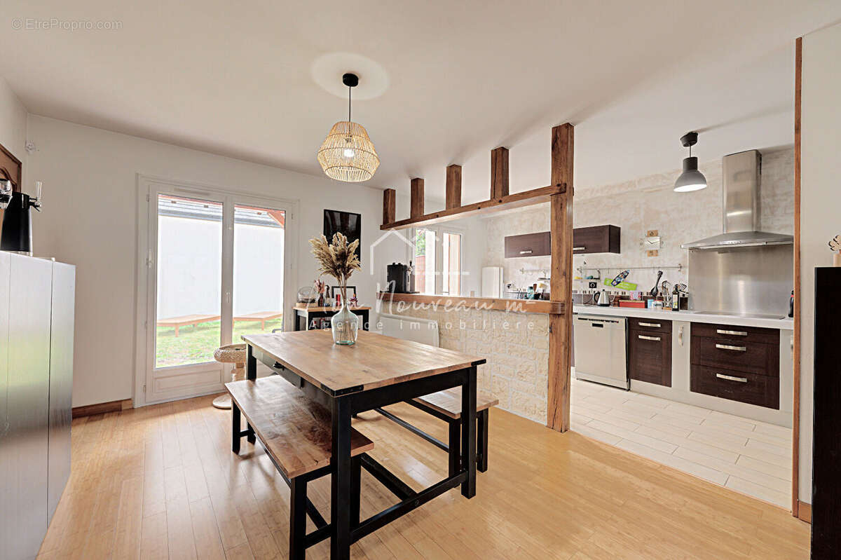 Maison à NOISY-LE-GRAND