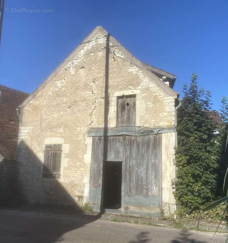VENDUE.  Maison avec dépendance à 5 minutes de Vermenton - photo 2