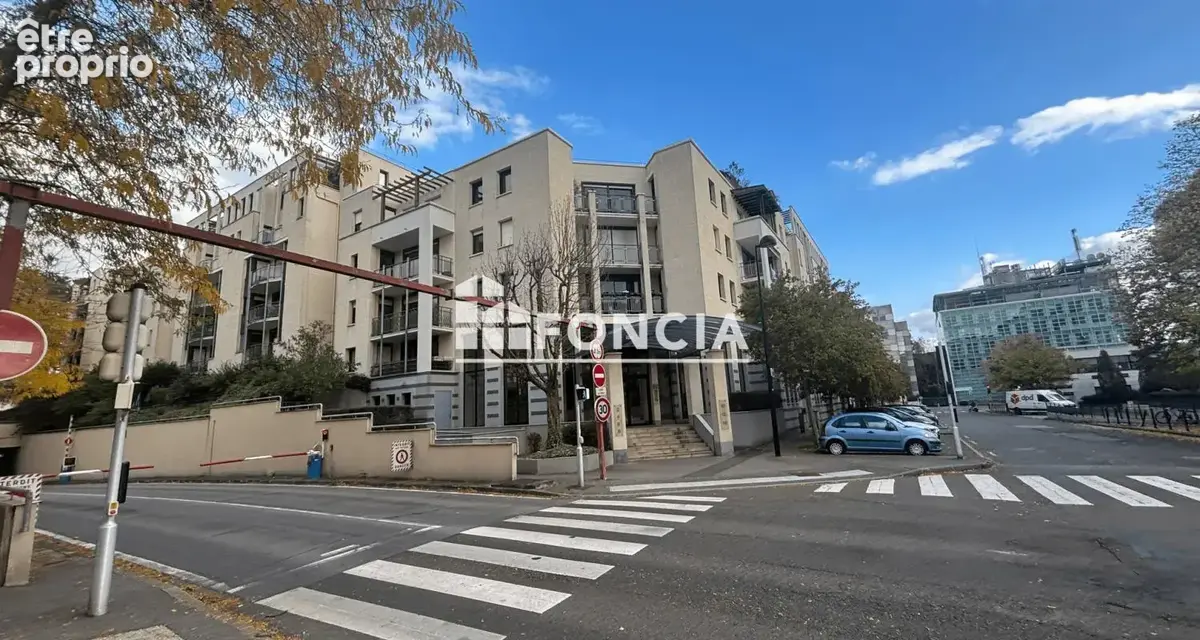 Photo Appartement à Montigny-Le-Bretonneux au prix de 349 000€
