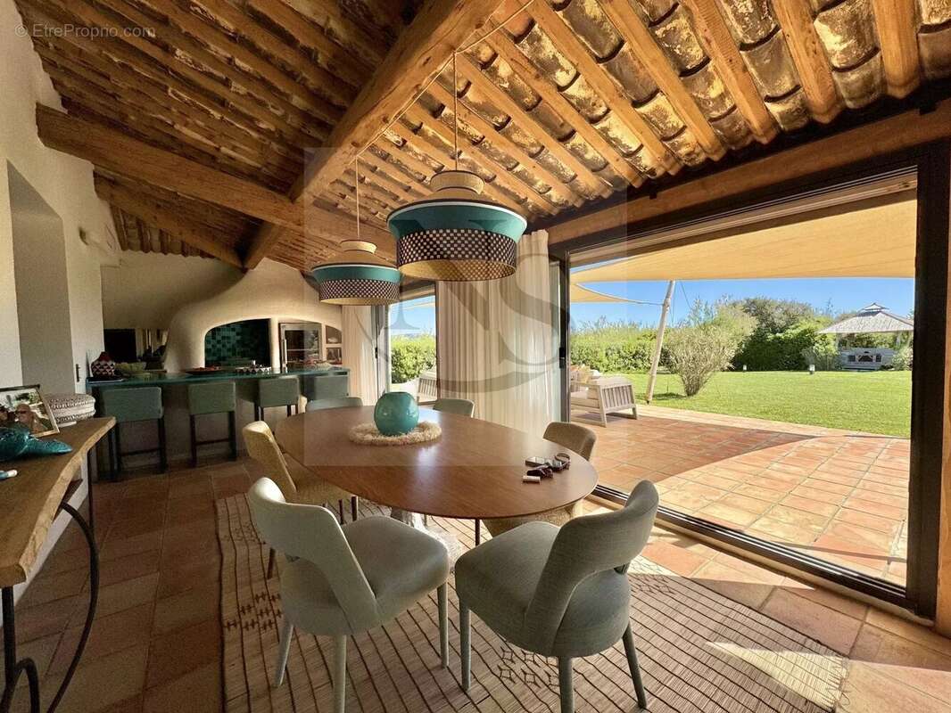 Maison à RAMATUELLE