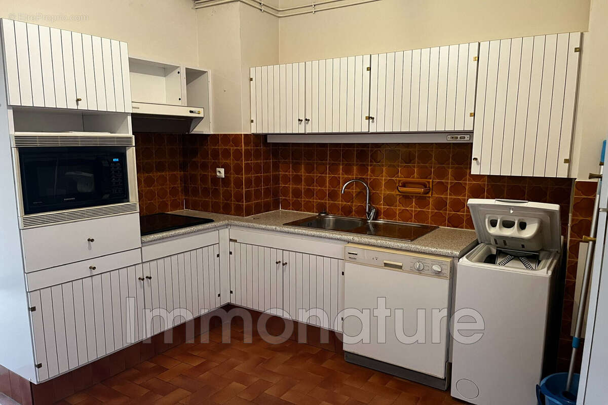 Appartement à GANGES