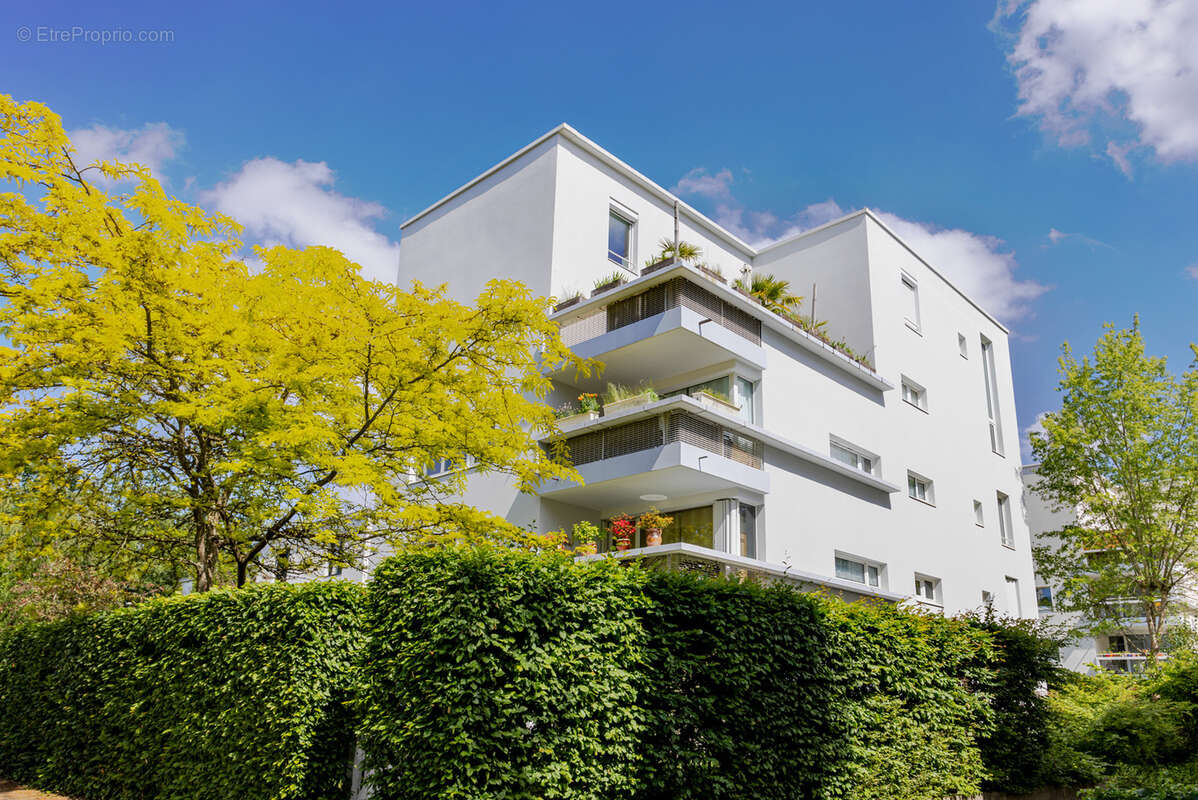 Appartement à LE PLESSIS-ROBINSON