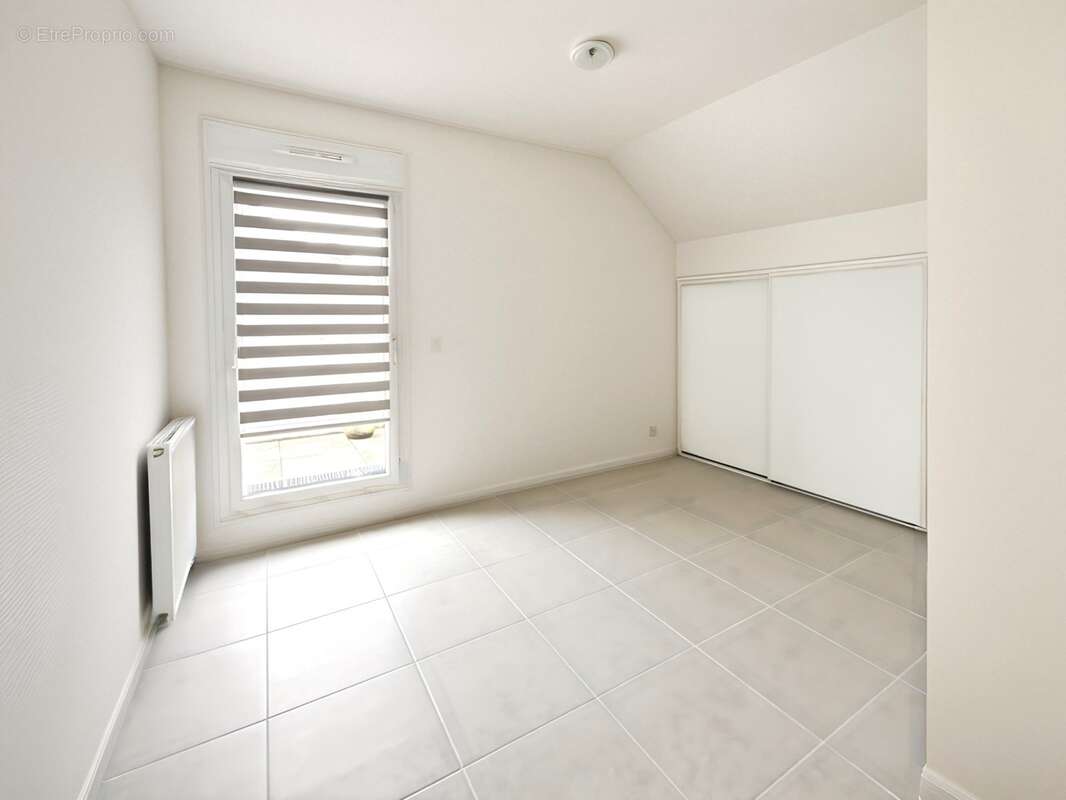 Pornic - proche port a pied - appartement récent - 2 chambres - 1 balcon - parking privatif - photo 6