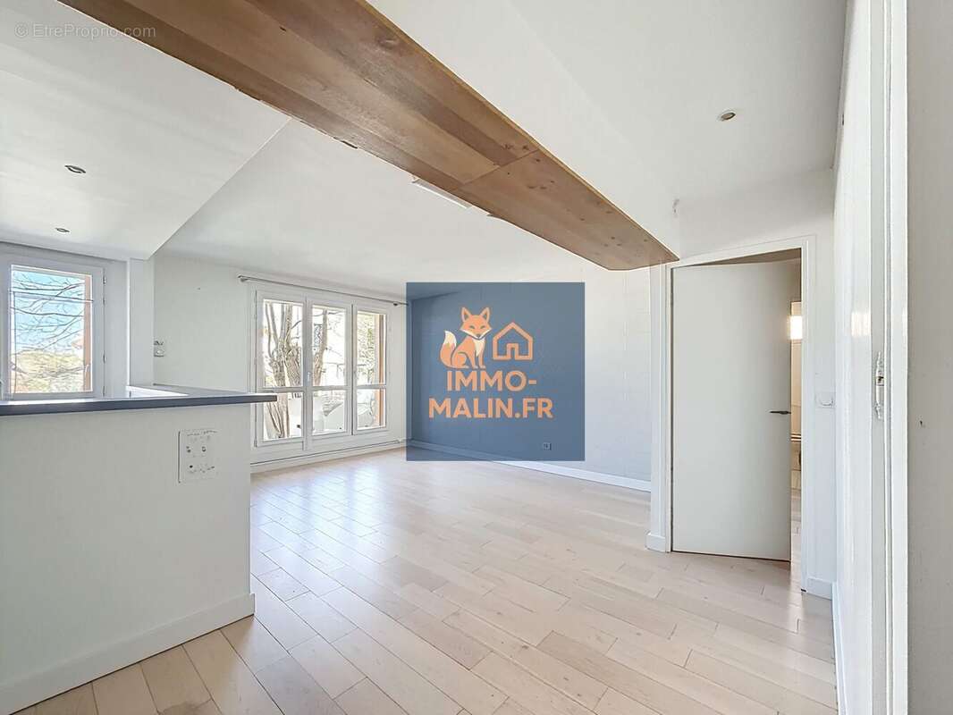 Appartement à FONTENAY-SOUS-BOIS