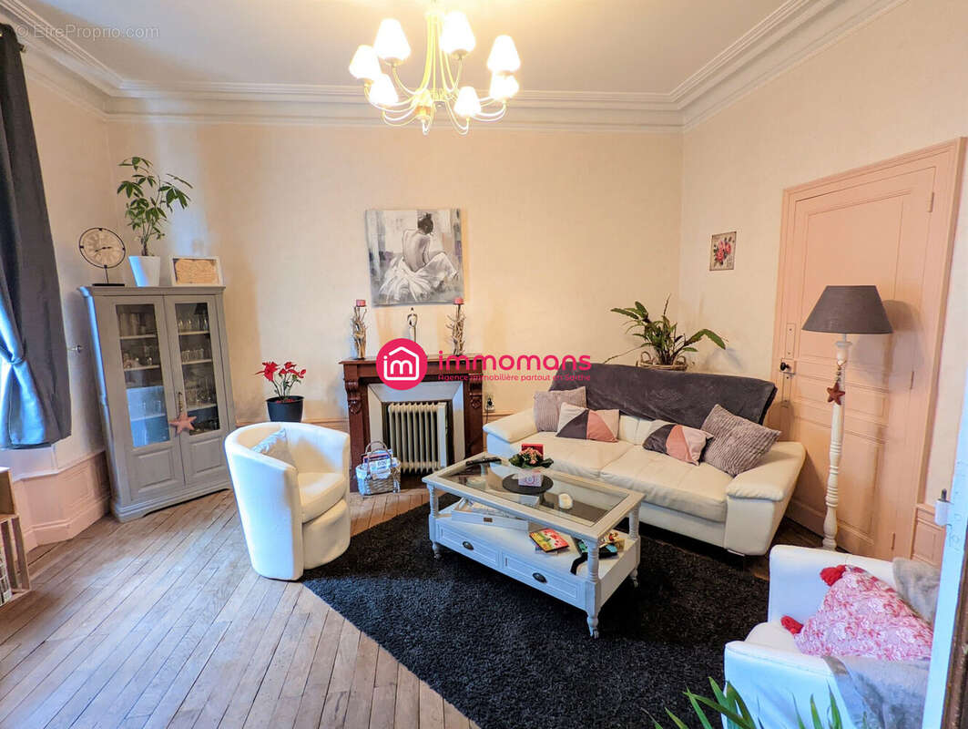 Maison 151 m² à Beaumont-Sur-Sarthe  - photo 2