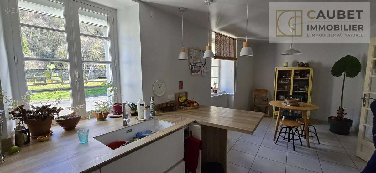 Maison à CAMPAN