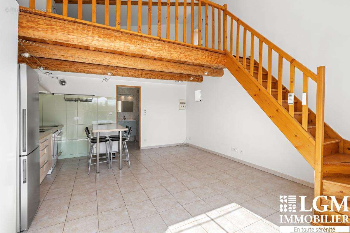 Maison à EGUILLES