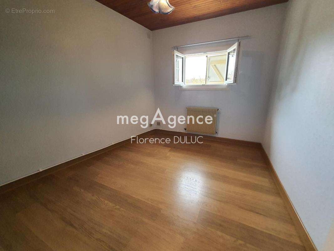 Charentaise de charme avec veranda, piscine, garage - photo 11
