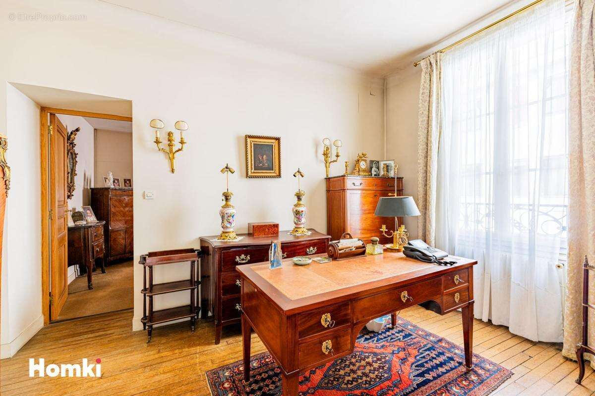 Maison t6 familiale de 210 m² avec cour, garage et 120 m² de sous-sol aménagé - saint ouen - photo 8