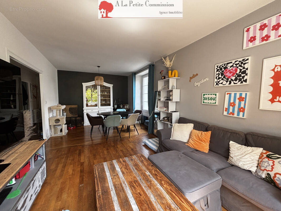 Appartement à MIGNIERES