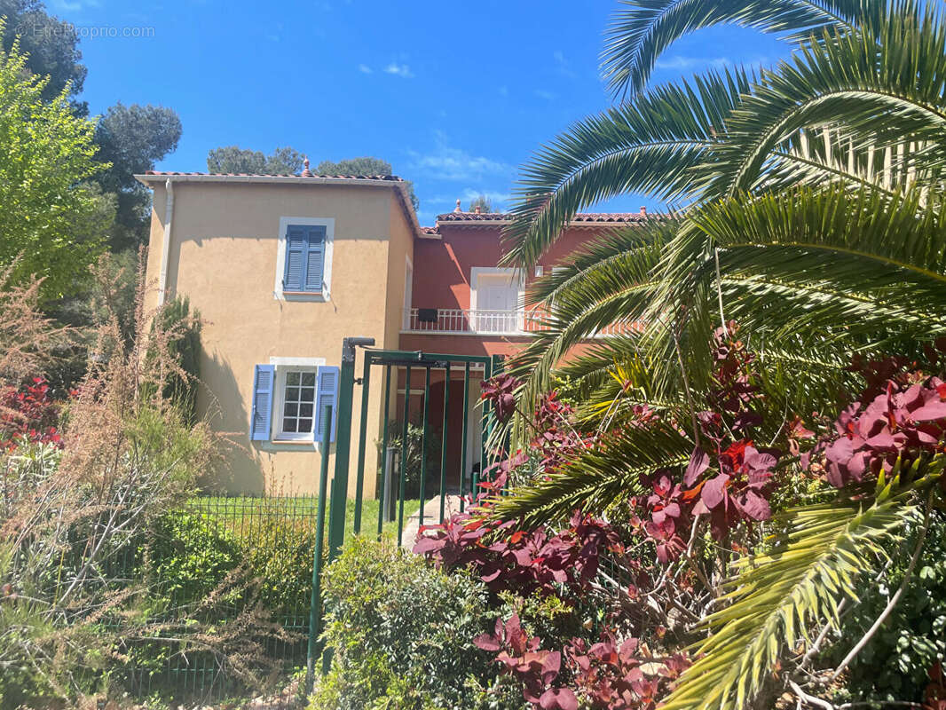 Saint Raphael T3 avec jardin proche du petit port du Poussaï - photo 7
