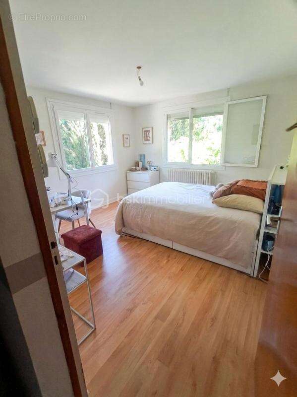 Opportunité Rare : Maison rapportant 8% de Rendement Brut - Idéal Investisseur ou Projet Familial - photo 11