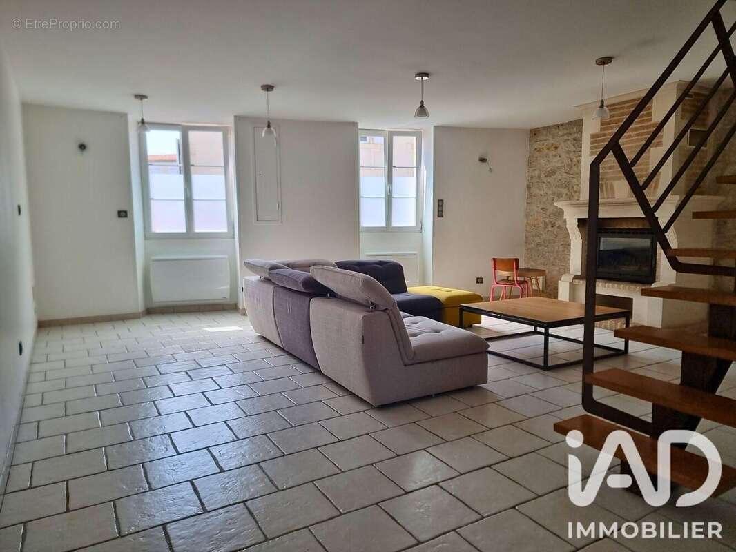Maison 157 m² à Breuil-Magne  - photo 8