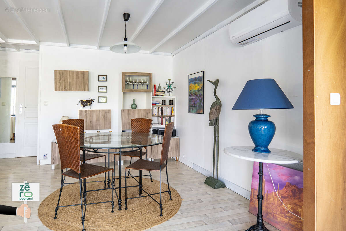 Maison à SAINT-CYR-EN-TALMONDAIS