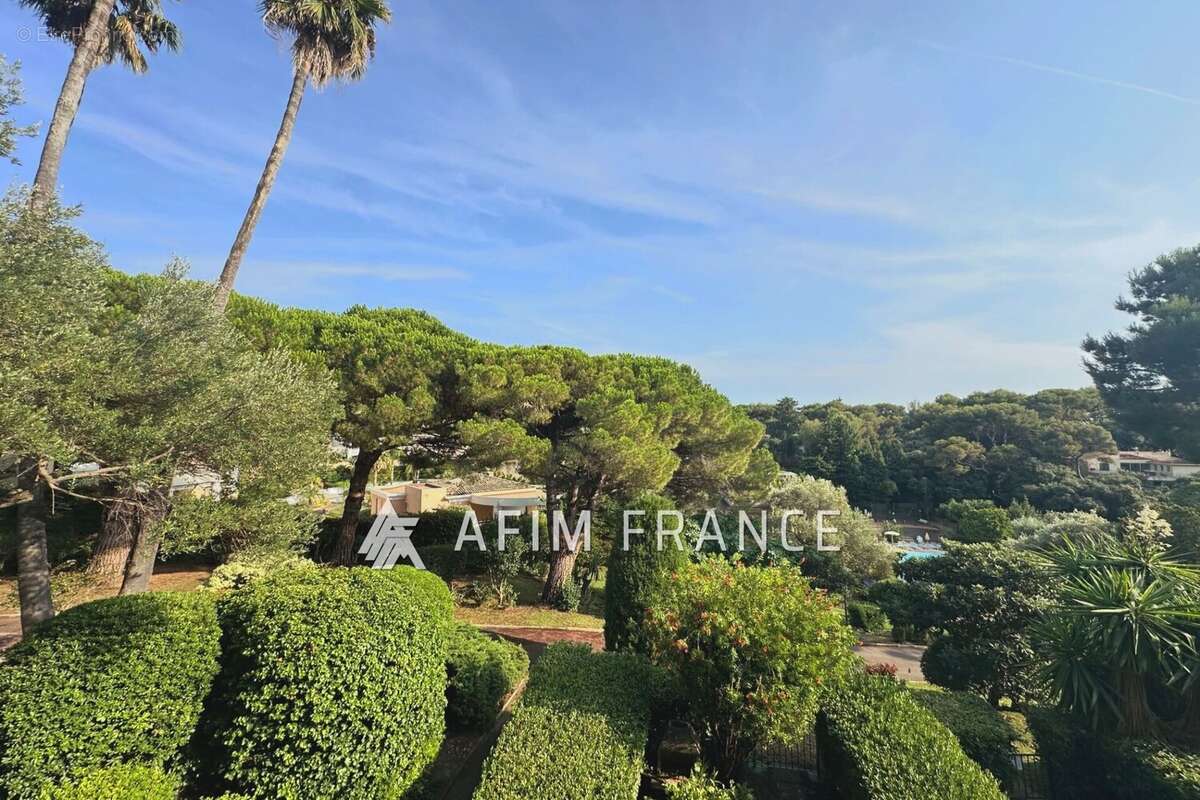 Appartement à ROQUEBRUNE-CAP-MARTIN