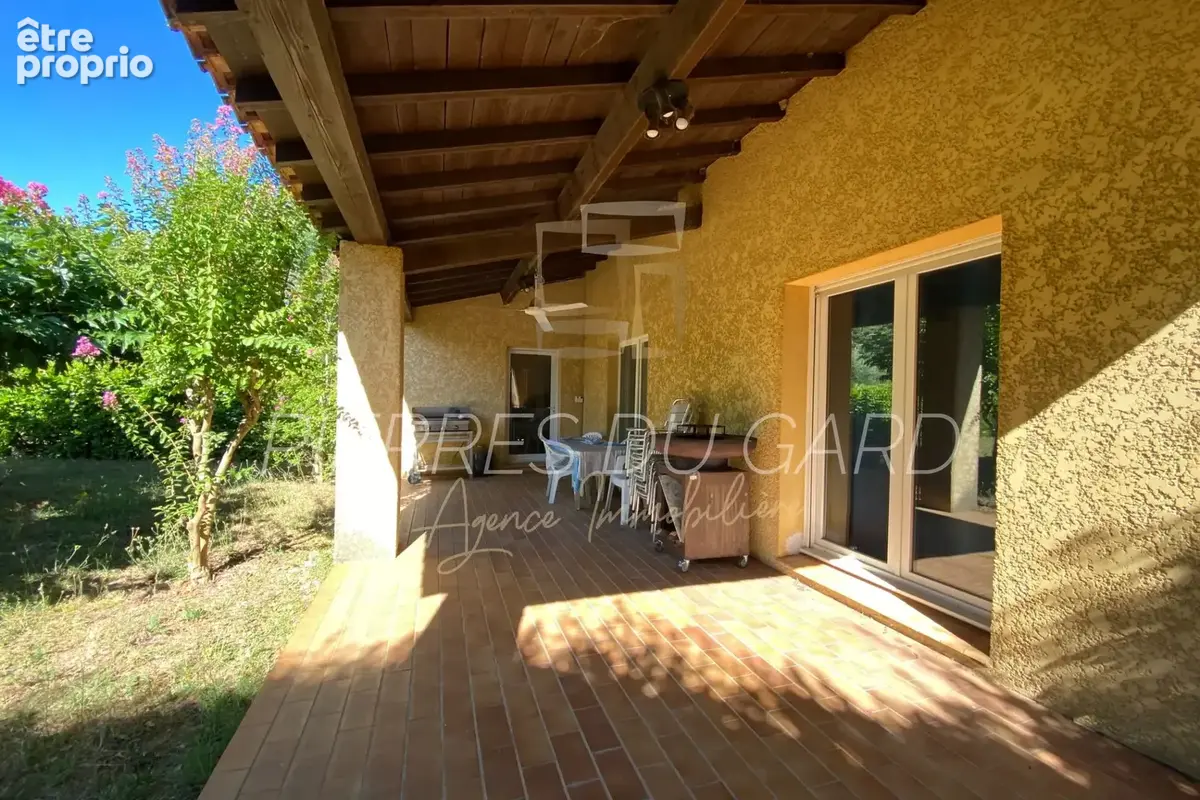 Maison 108 m² à Collias  - photo 3