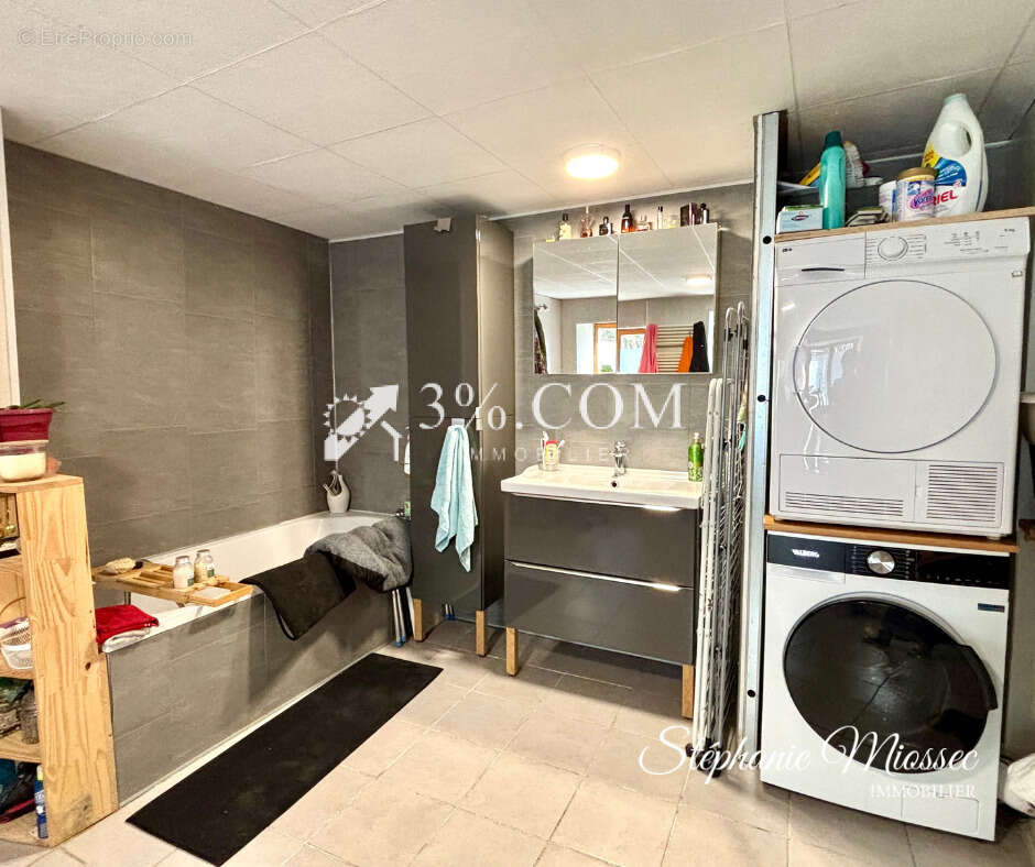 Maison à SAINT-DONAN