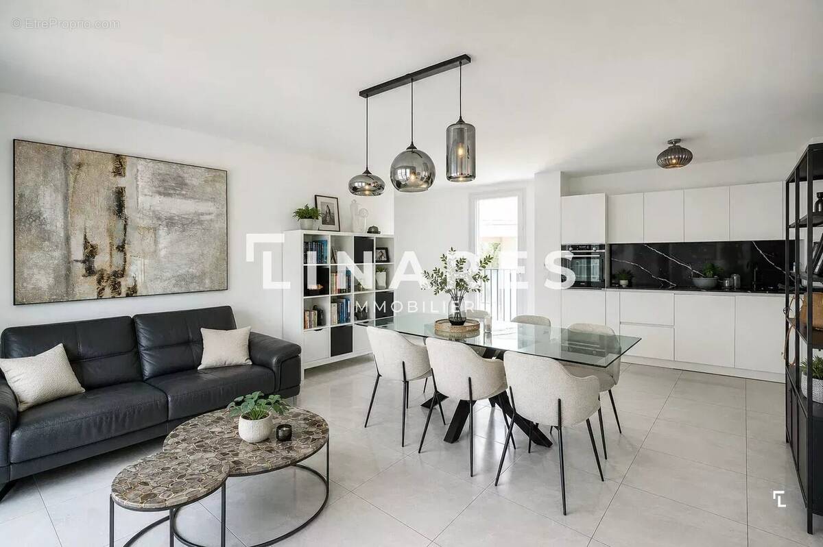 Appartement à MARSEILLE-8E