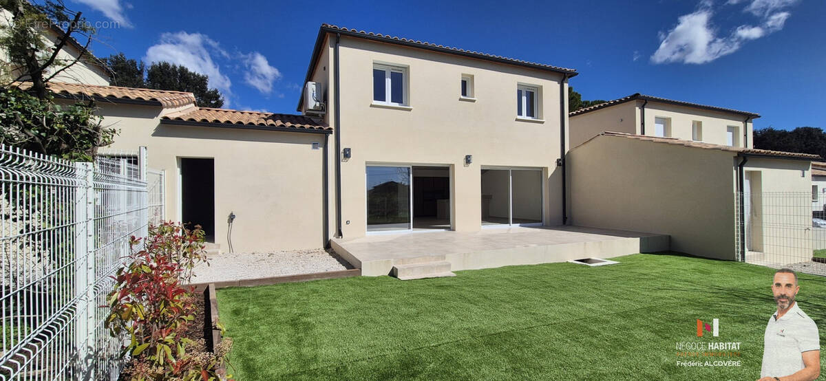 Maison à VILLEVIEILLE