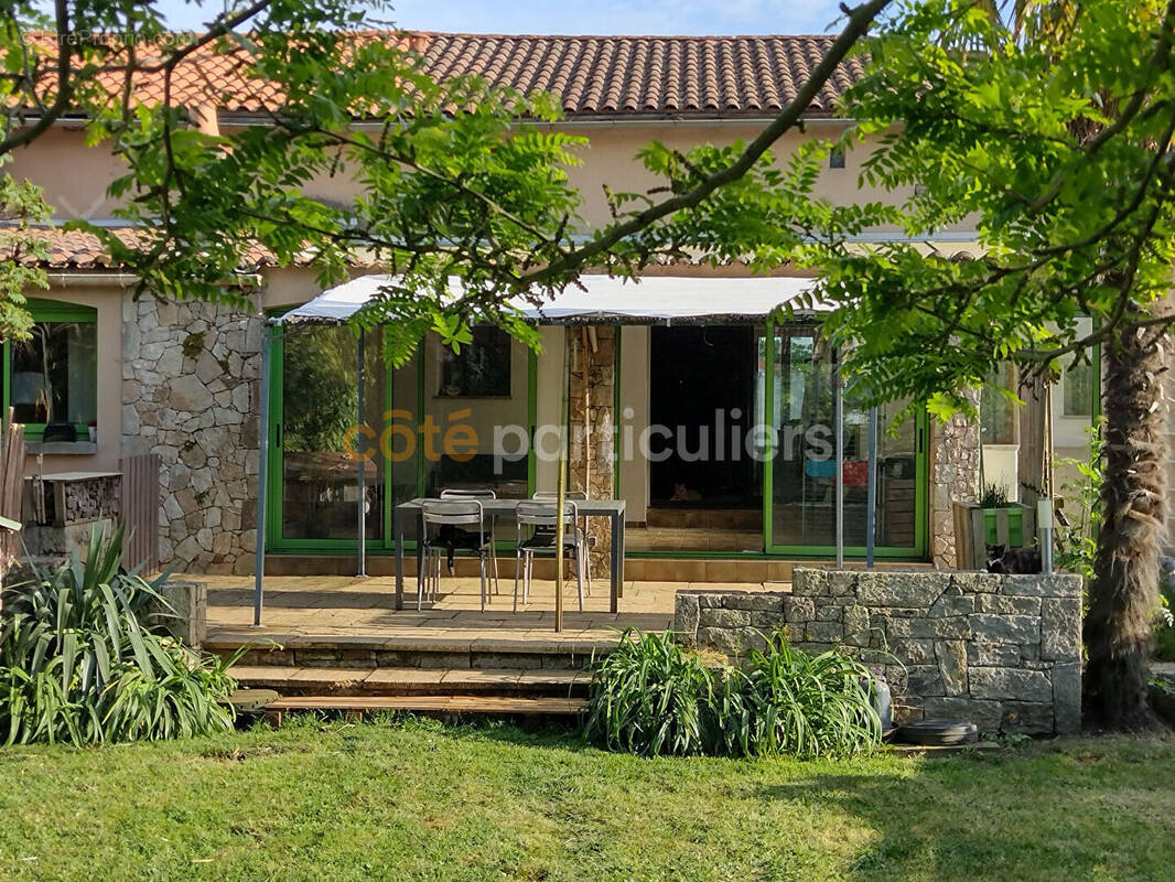 Maison à VEZINS