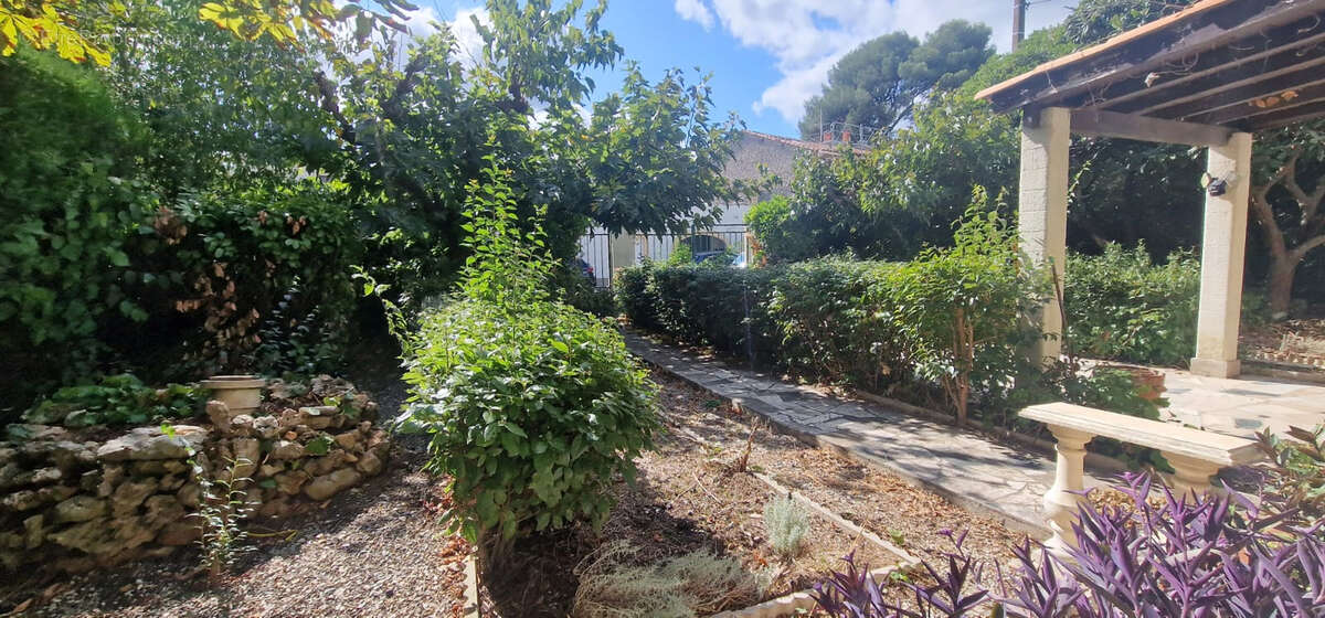 Maison à SAINT-GEORGES-D'ORQUES