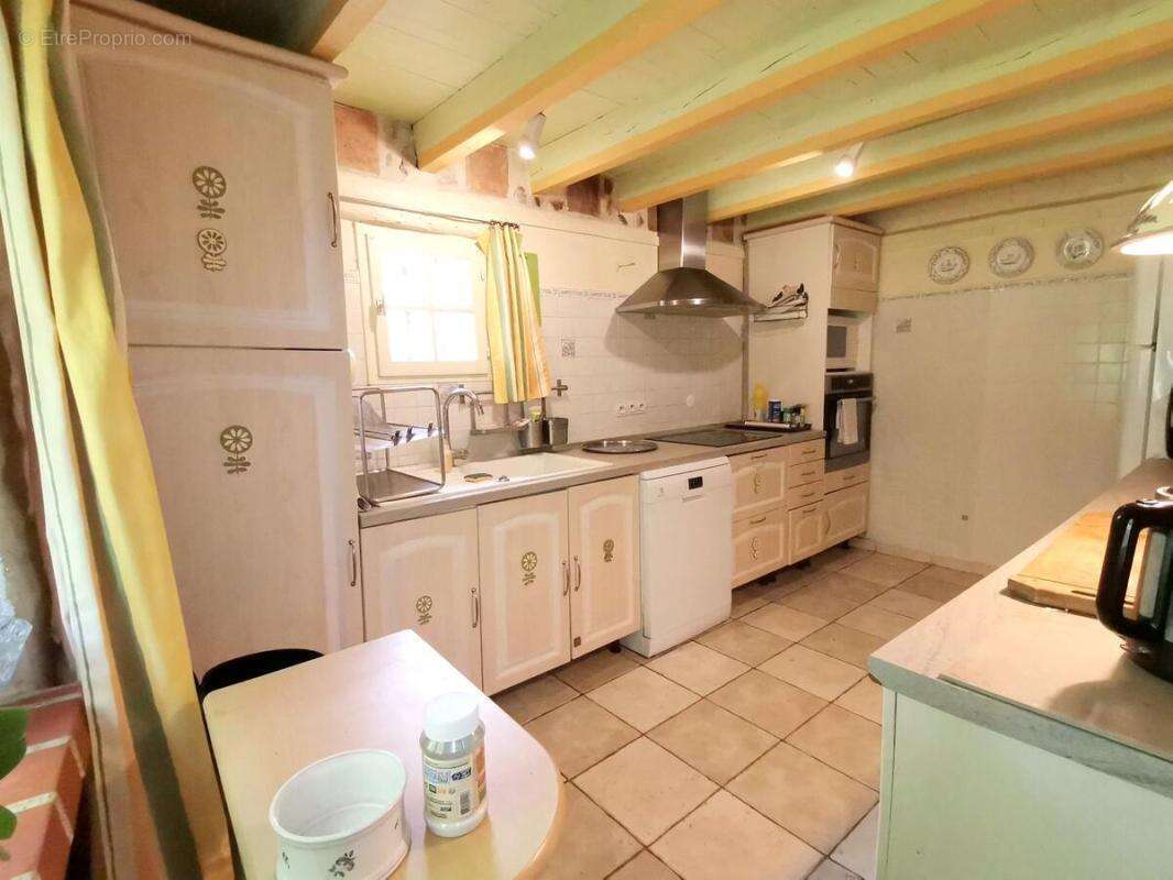 Maison à MONBAHUS