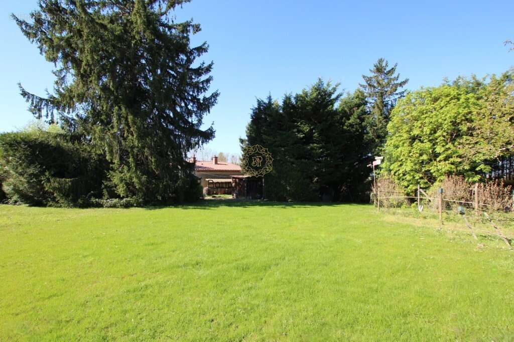 Maison à PONT-DE-VAUX