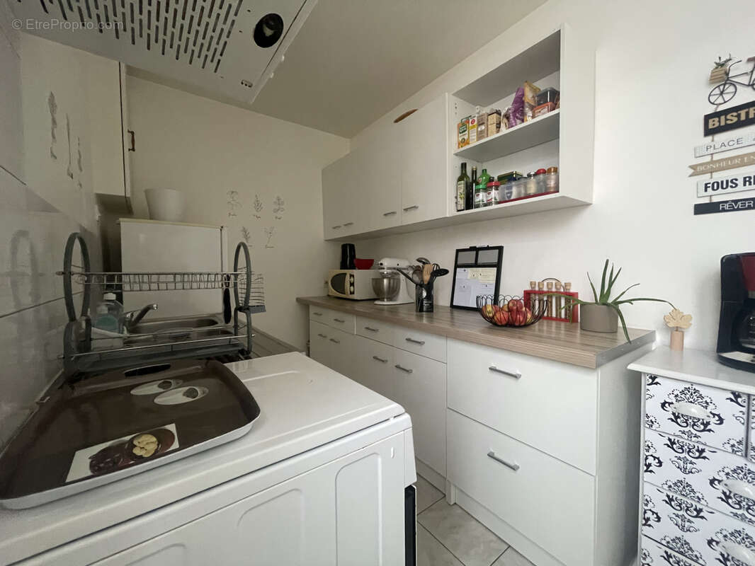 Appartement à SAINT-ROMAIN-LA-MOTTE