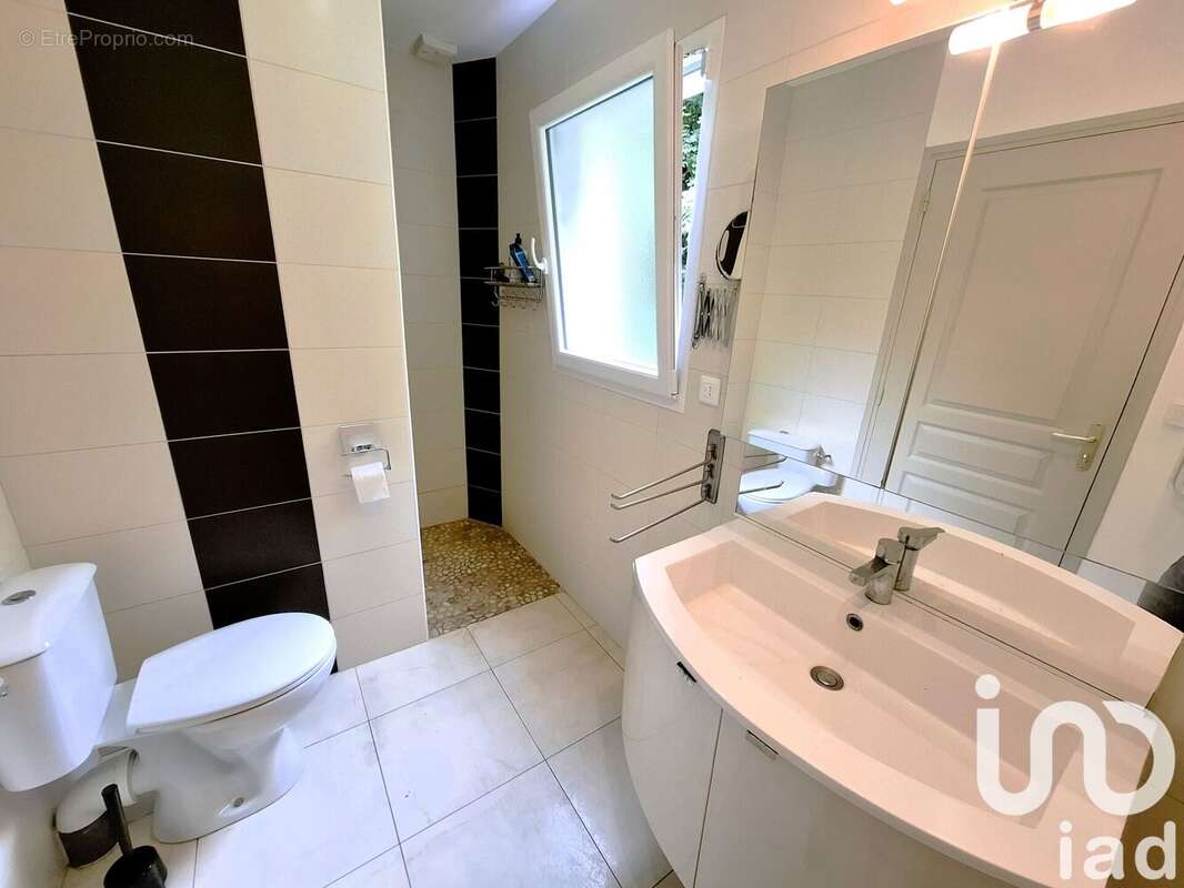 Photo 7 - Maison à FEUGERES