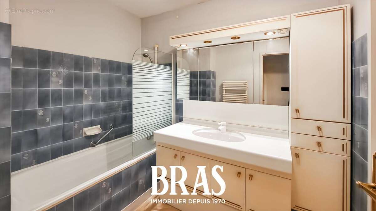 Appartement à LE POULIGUEN